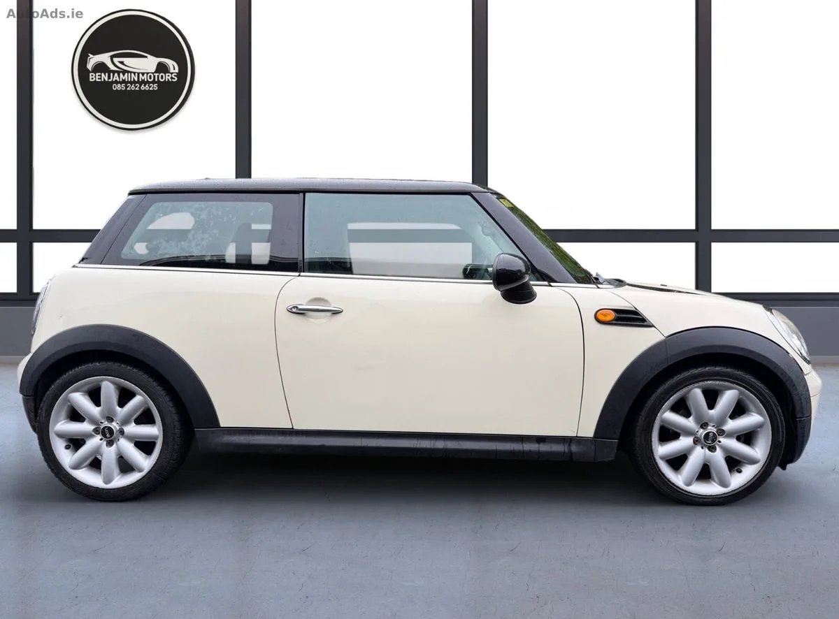 2010 Mini Cooper – photo 4