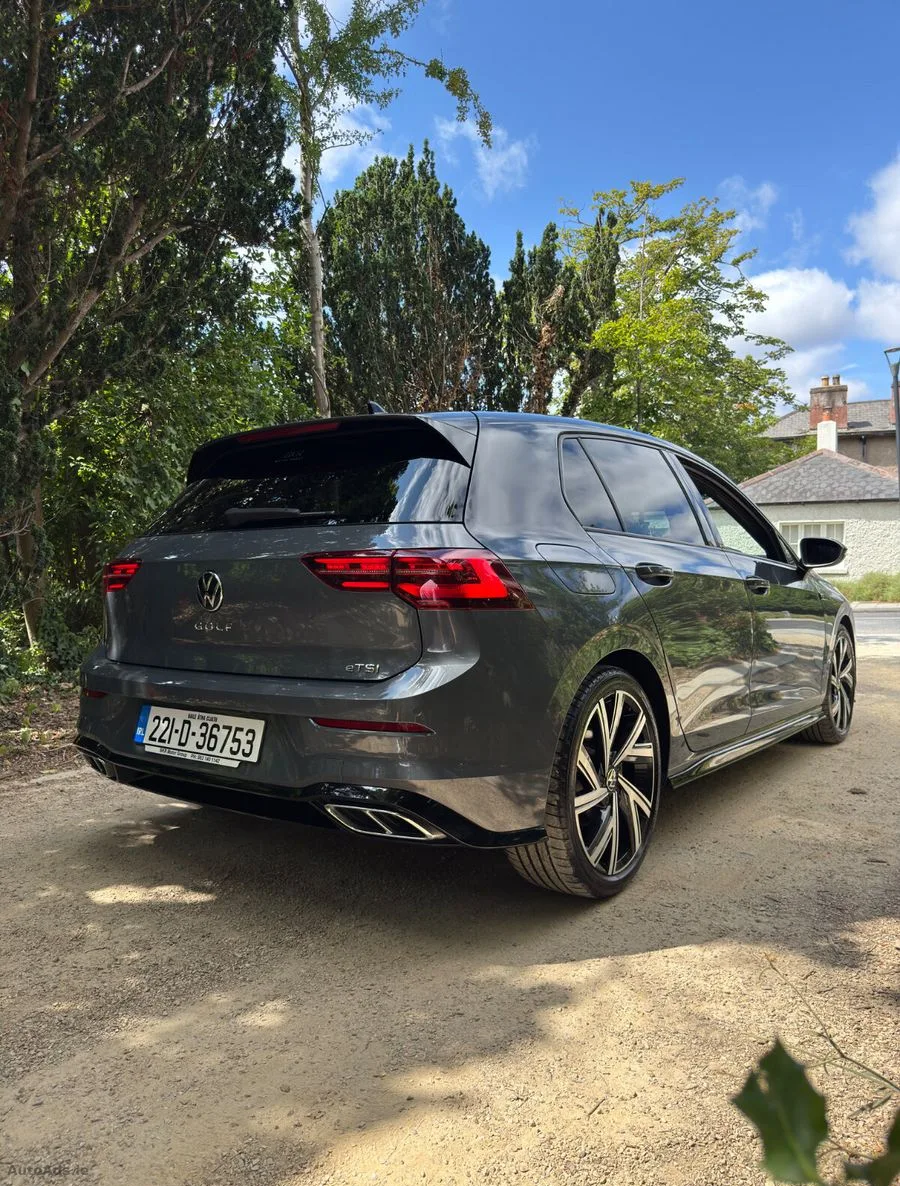 2022 Volkswagen Golf – photo 5