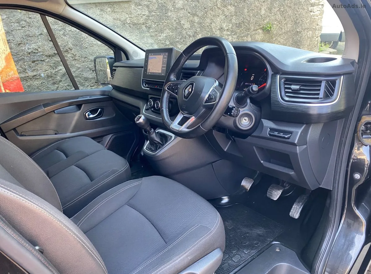 2022 Renault Trafic – photo 13