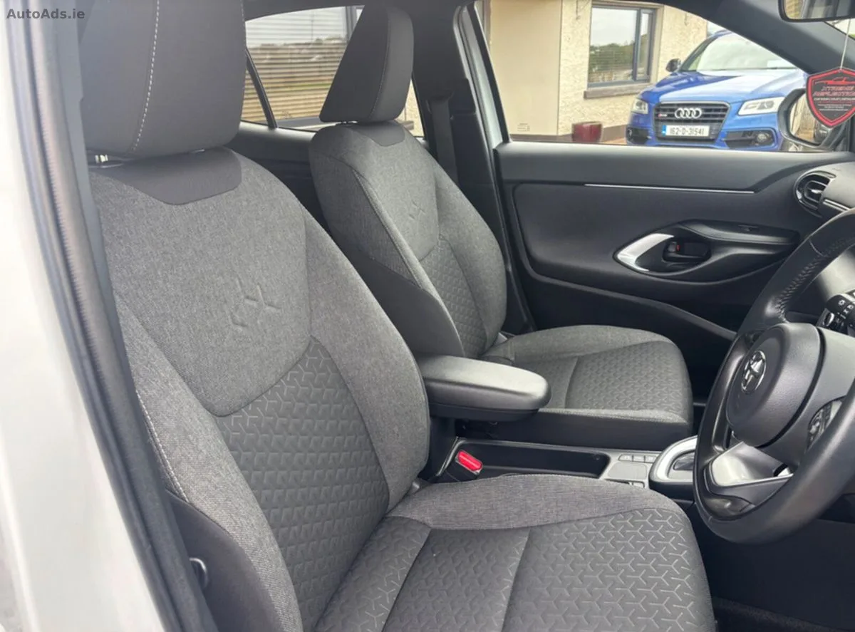 2023 Toyota Yaris Cross – photo 9