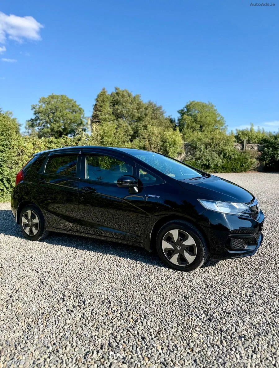 2018 Honda Fit – photo 3