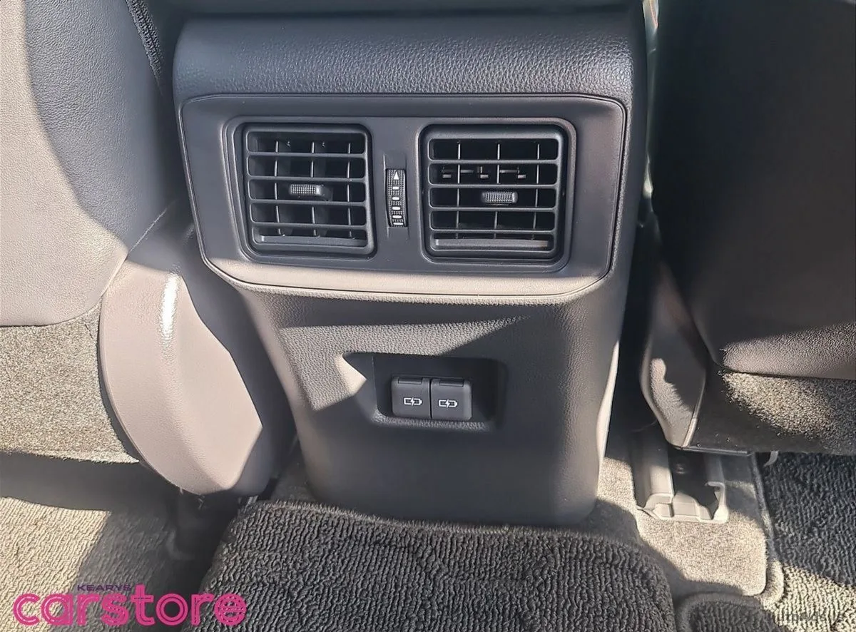 2023 Toyota RAV4 – photo 17
