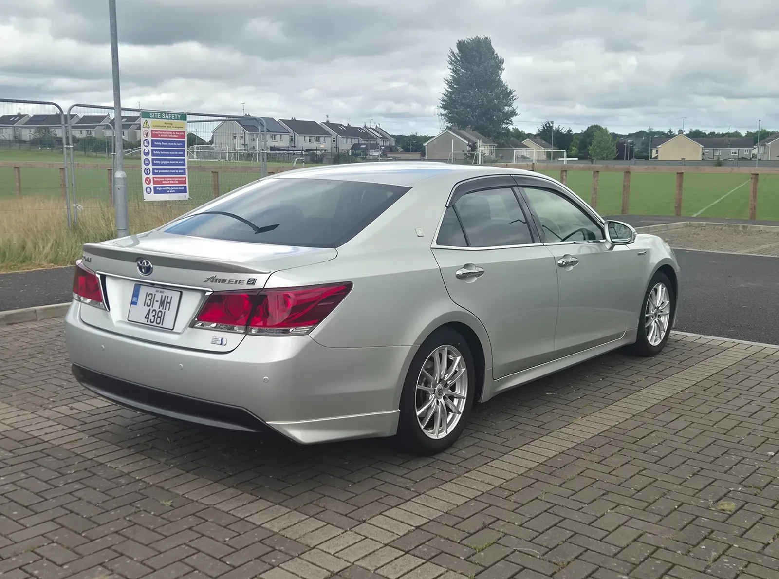 2013 Toyota Crown – photo 3