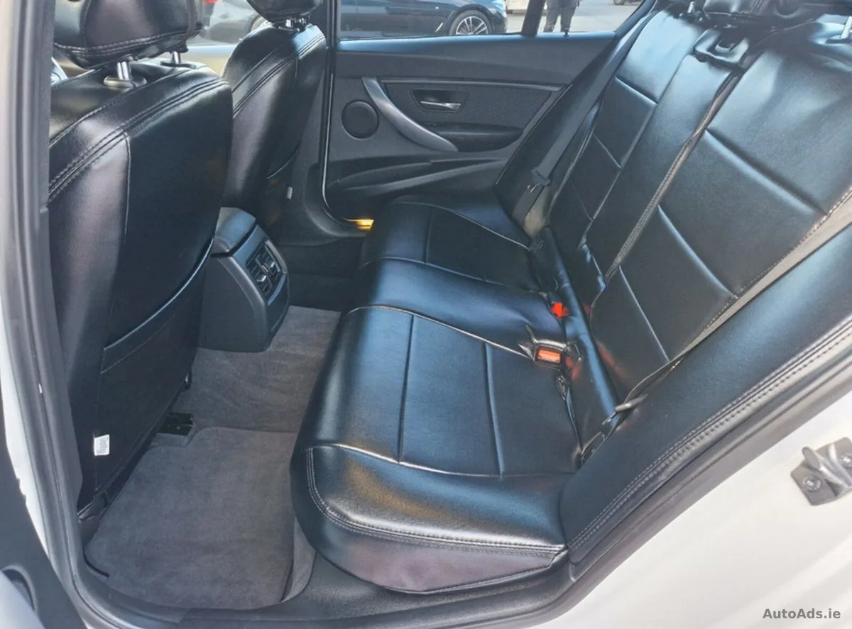 2013 BMW 3-Series – photo 20