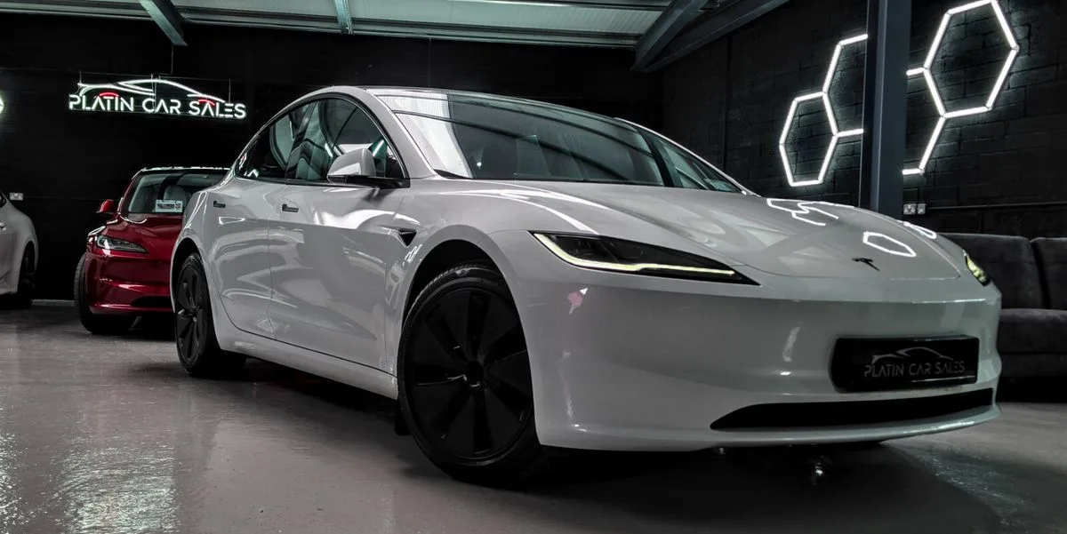 2025 Tesla Model 3 – photo 5