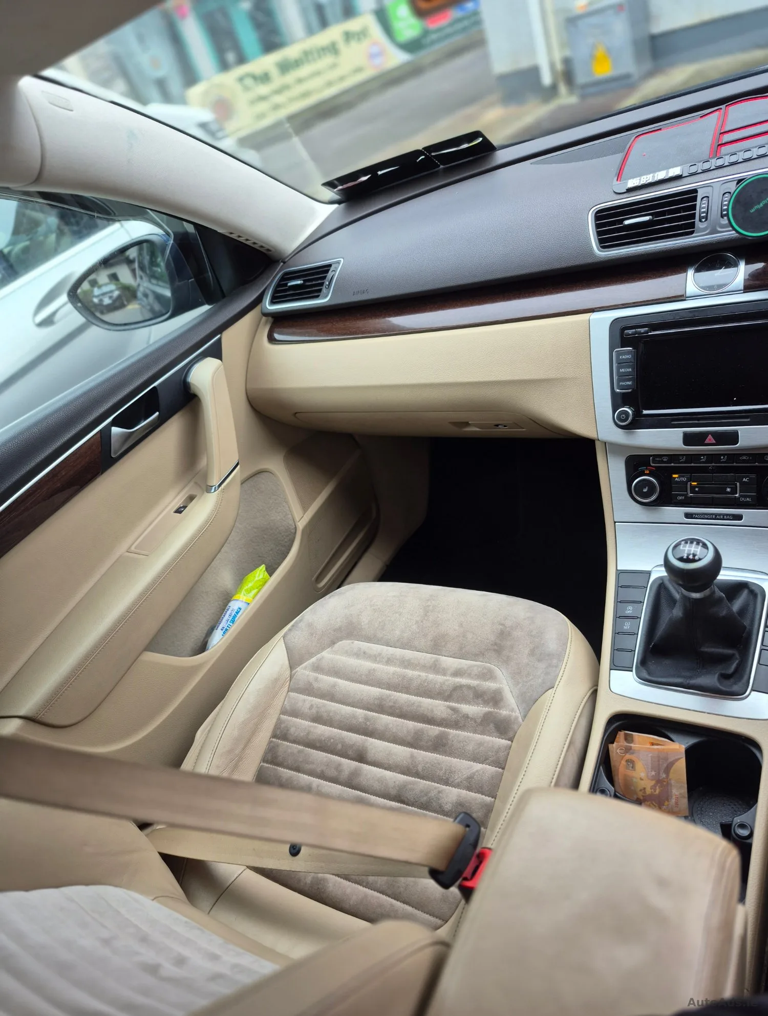 2011 Volkswagen Passat – photo 5