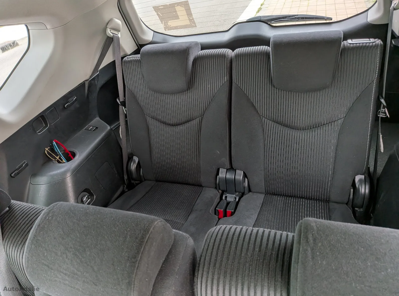 2015 Toyota Prius – photo 8