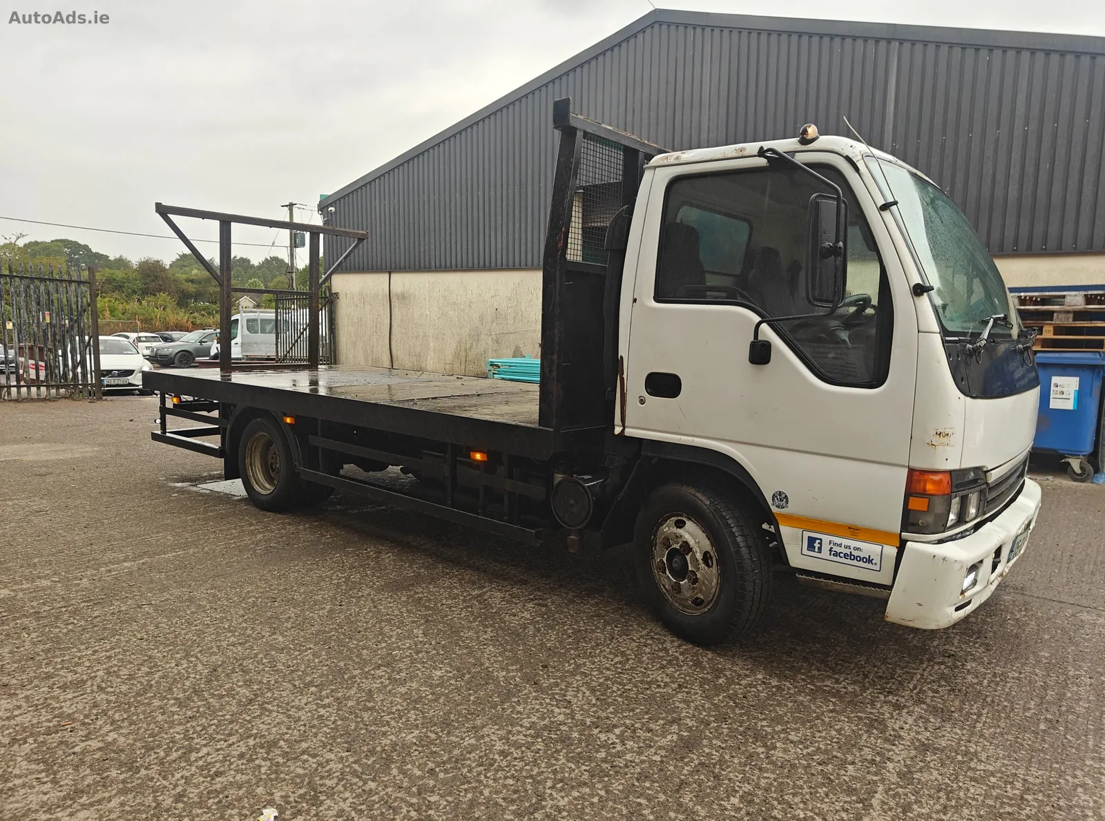 2005 Isuzu NPR