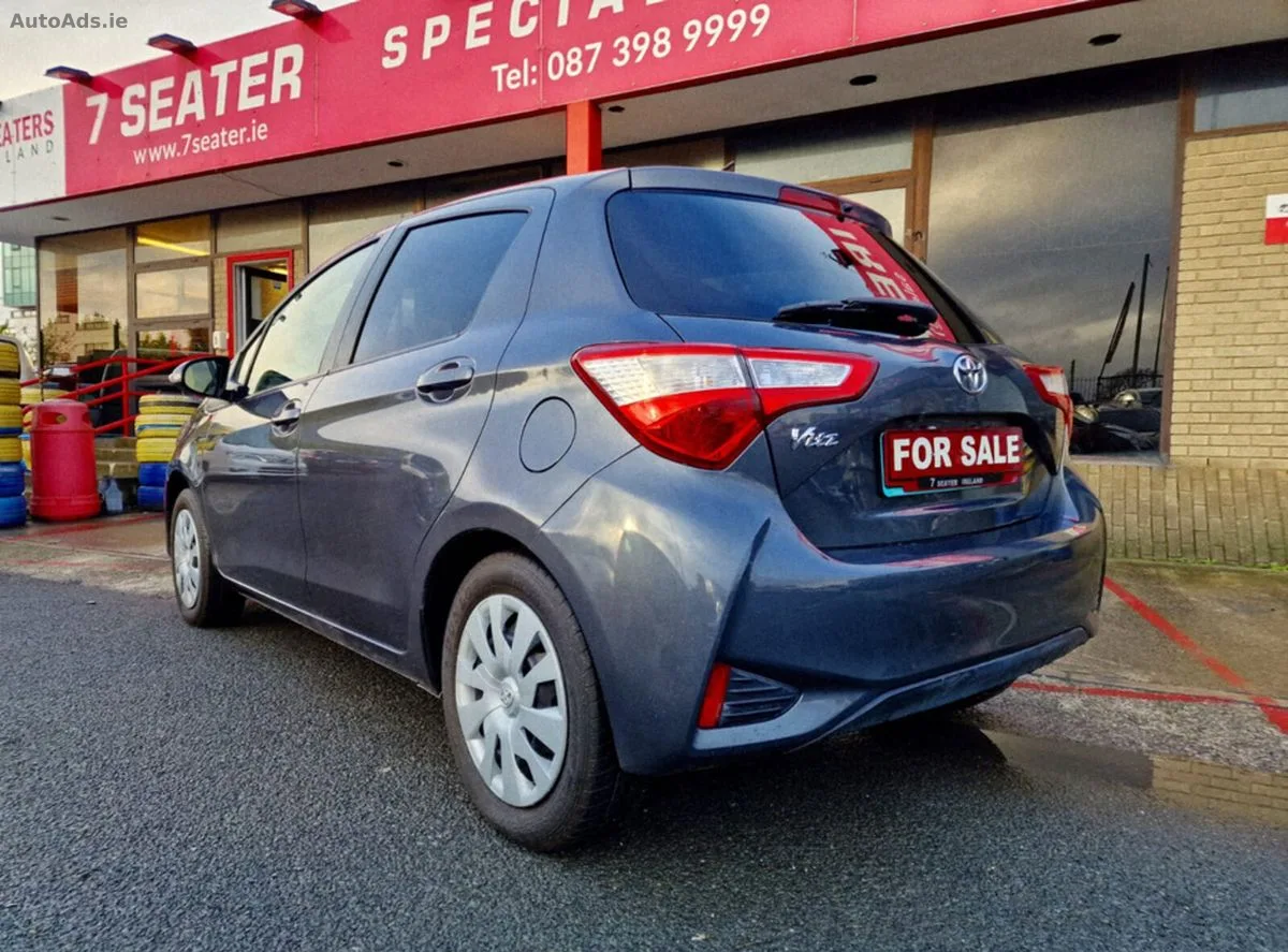2018 Toyota Vitz – photo 4
