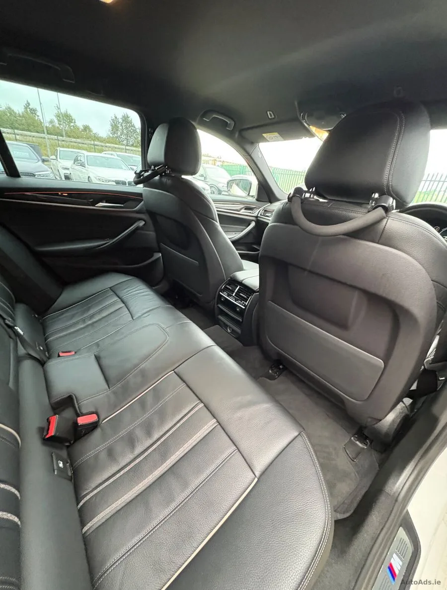 2017 BMW 5-Series – photo 19