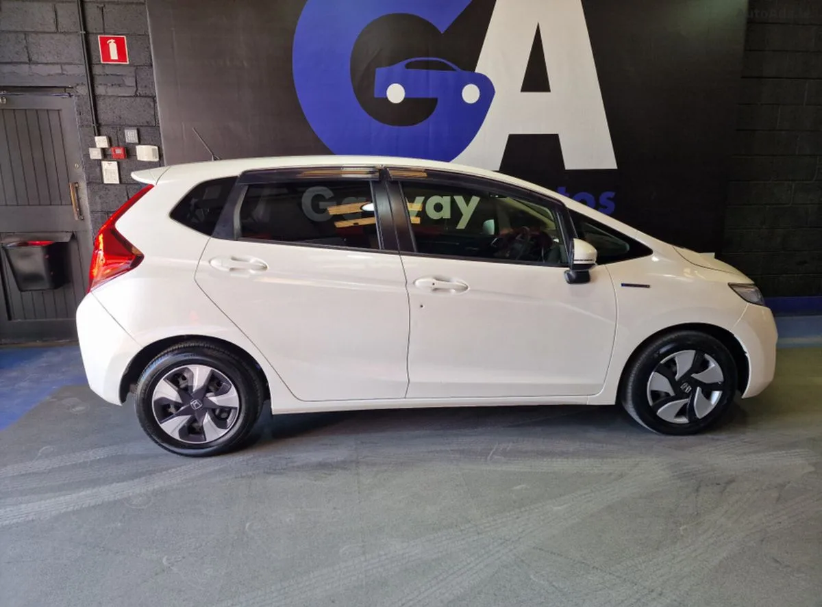 2016 Honda Fit – photo 11
