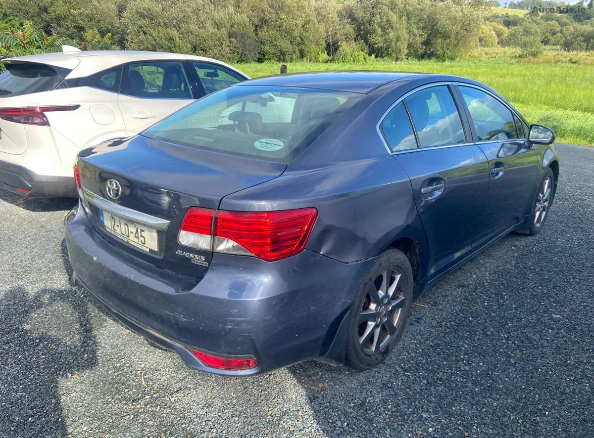 2012 Toyota Avensis – photo 3