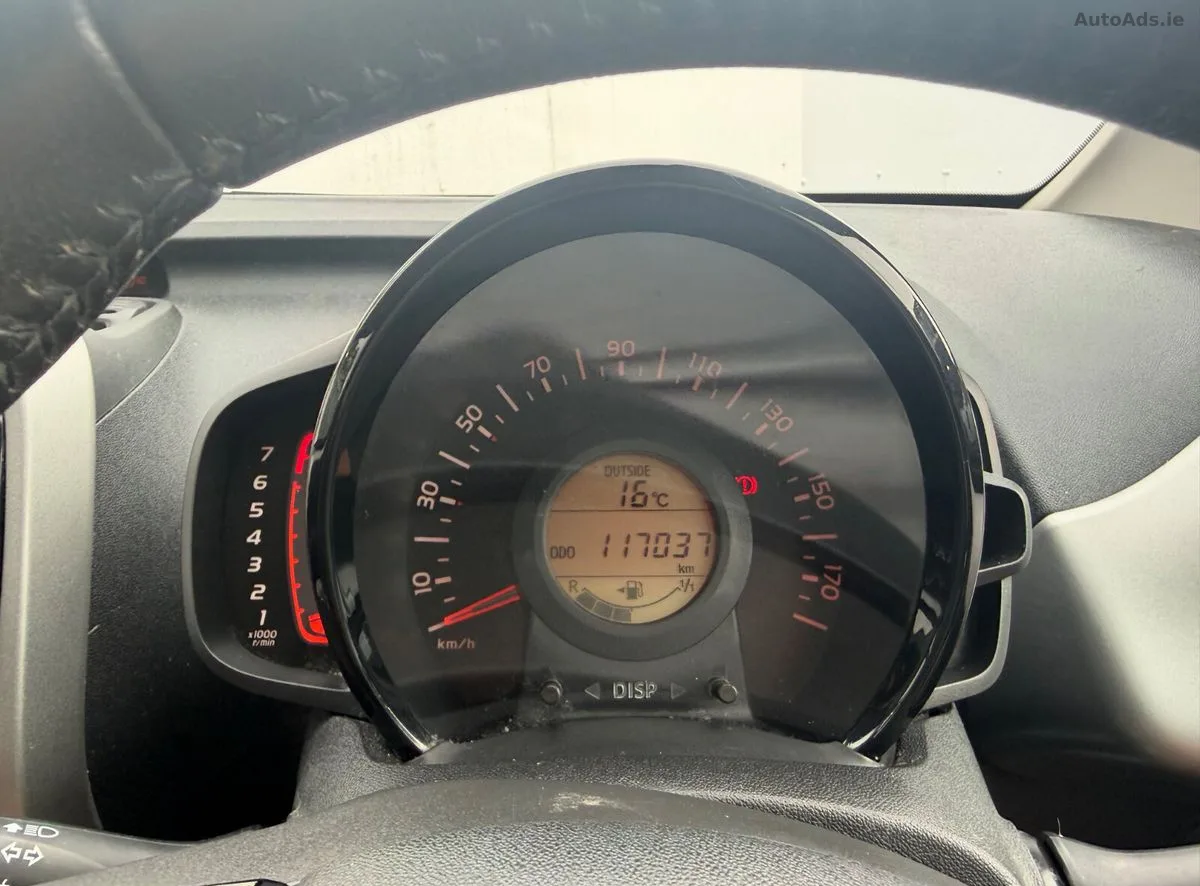 2015 Toyota Aygo – photo 11