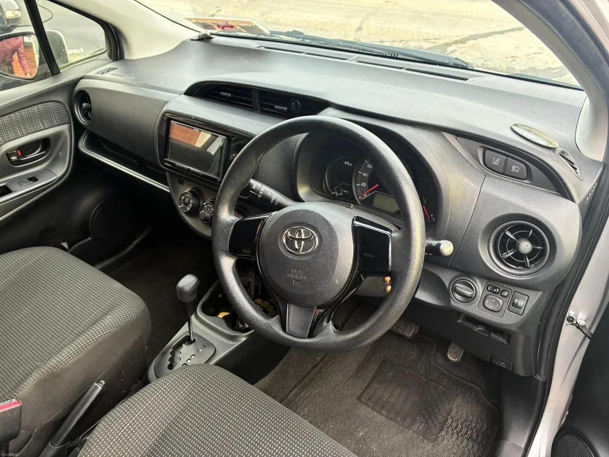 2019 Toyota Vitz – photo 8