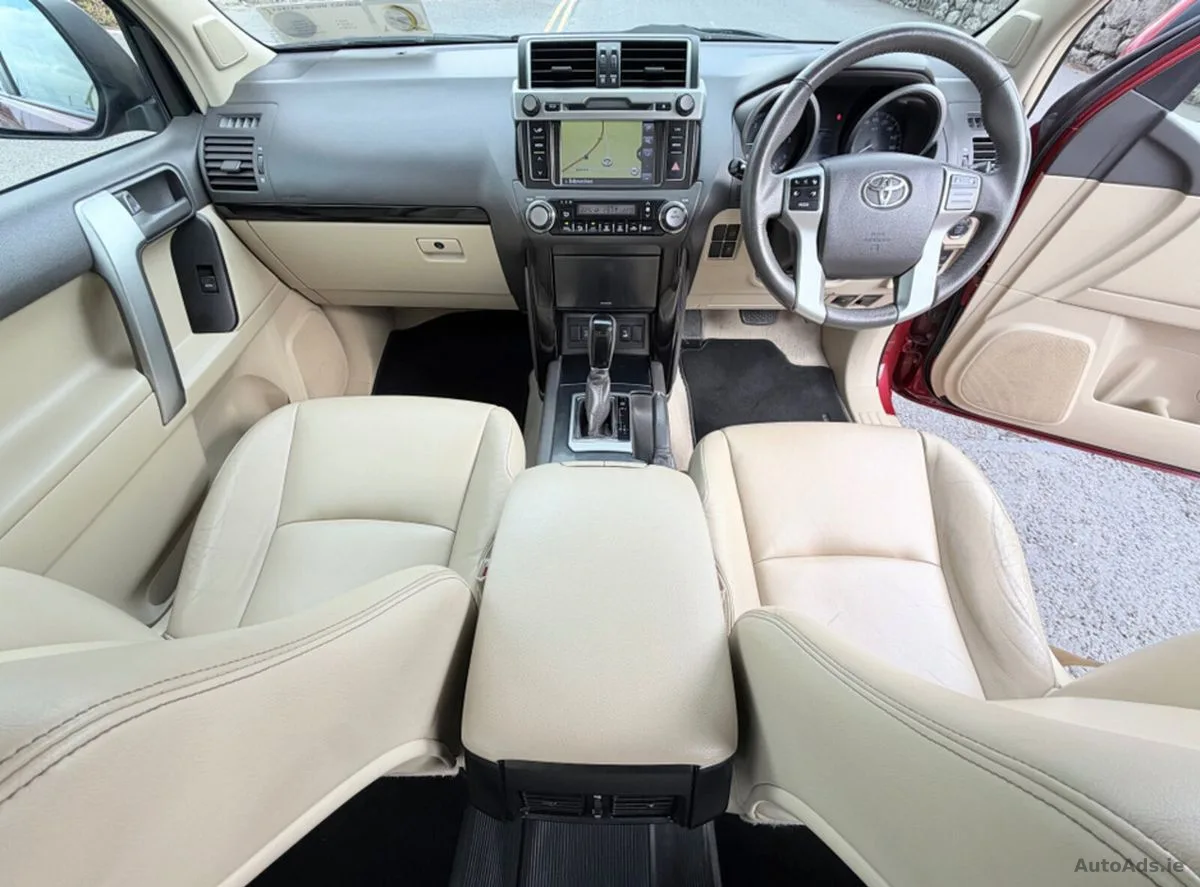 2017 Toyota Land Cruiser – photo 16