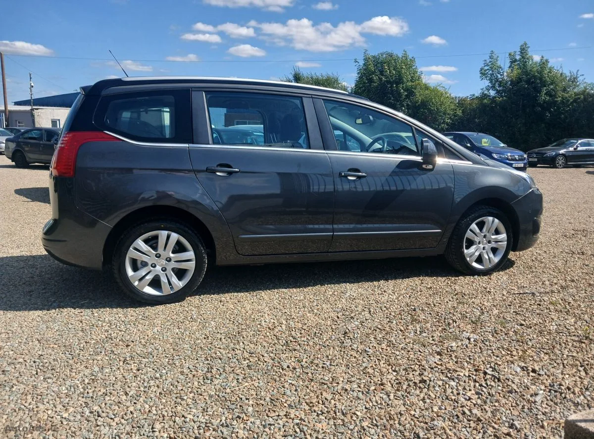 2016 Peugeot 5008 – photo 2