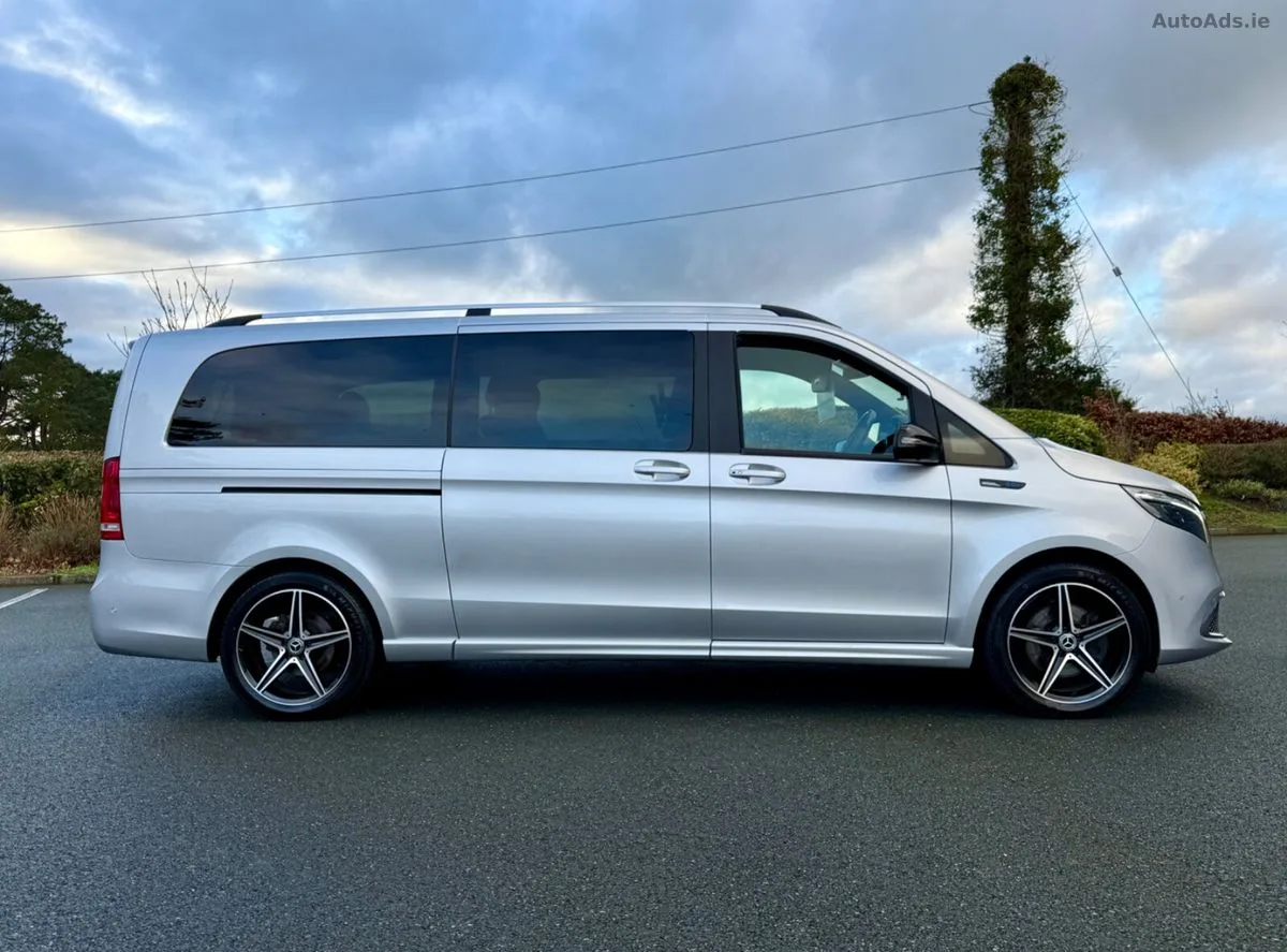 2021 Mercedes-Benz V-Class – photo 2