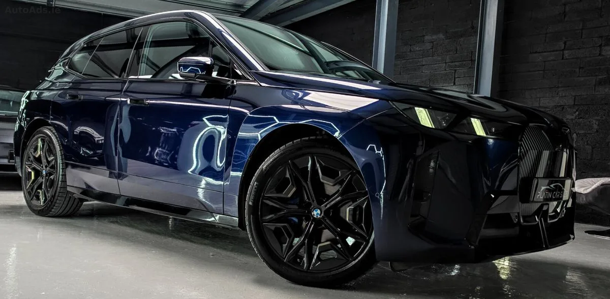 2025 BMW iX – photo 5
