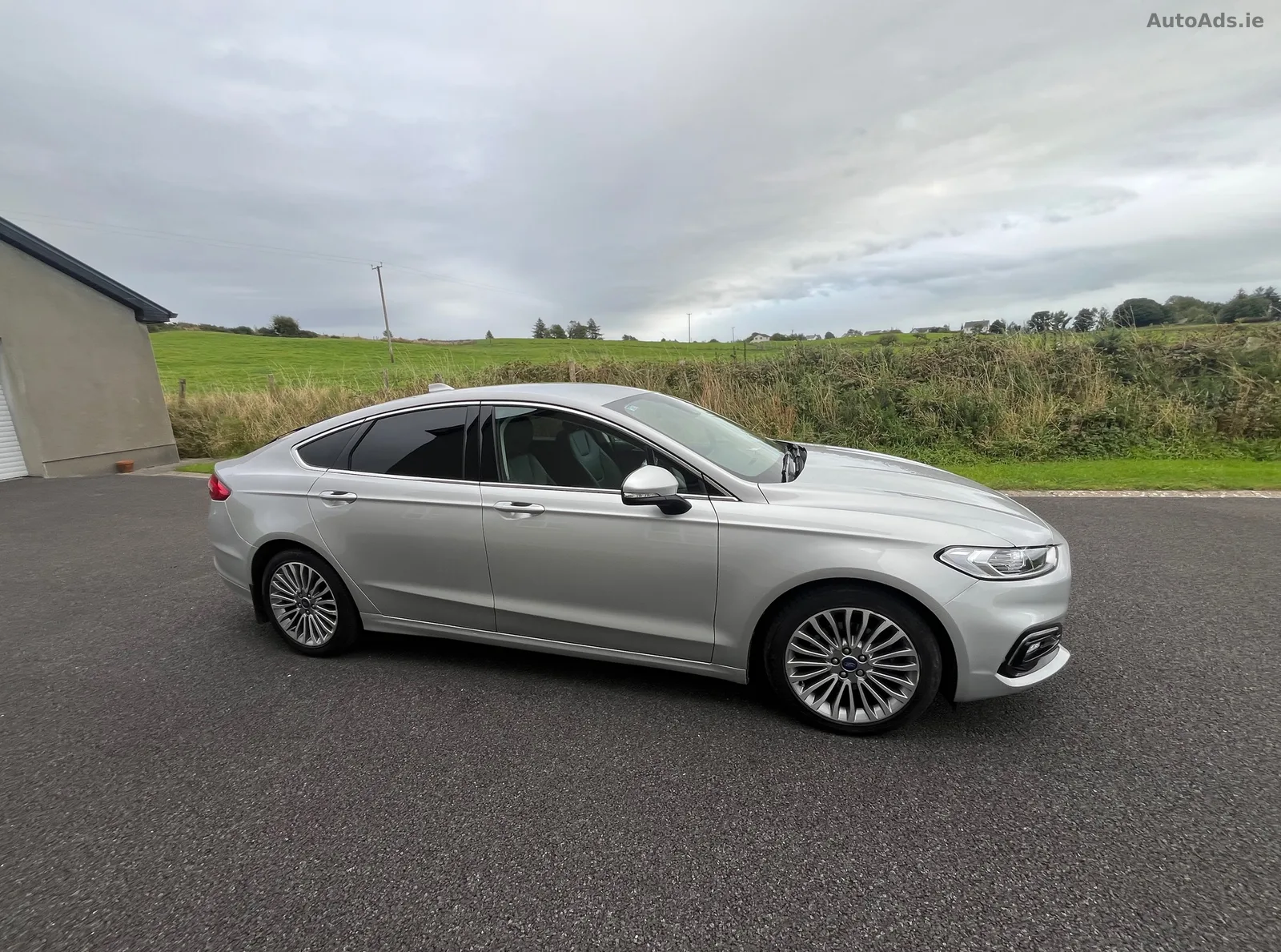 2022 Ford Mondeo