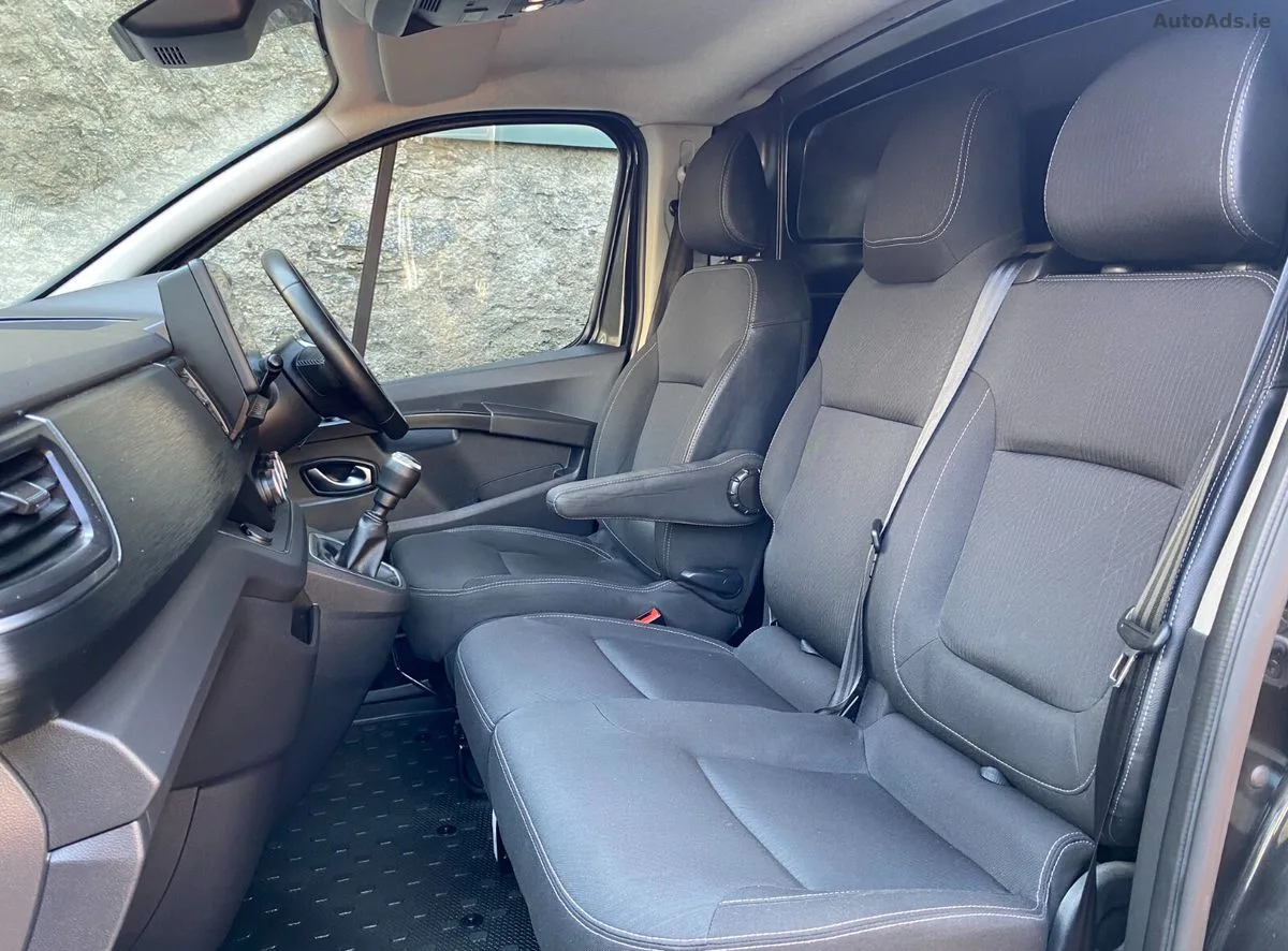2022 Renault Trafic – photo 16