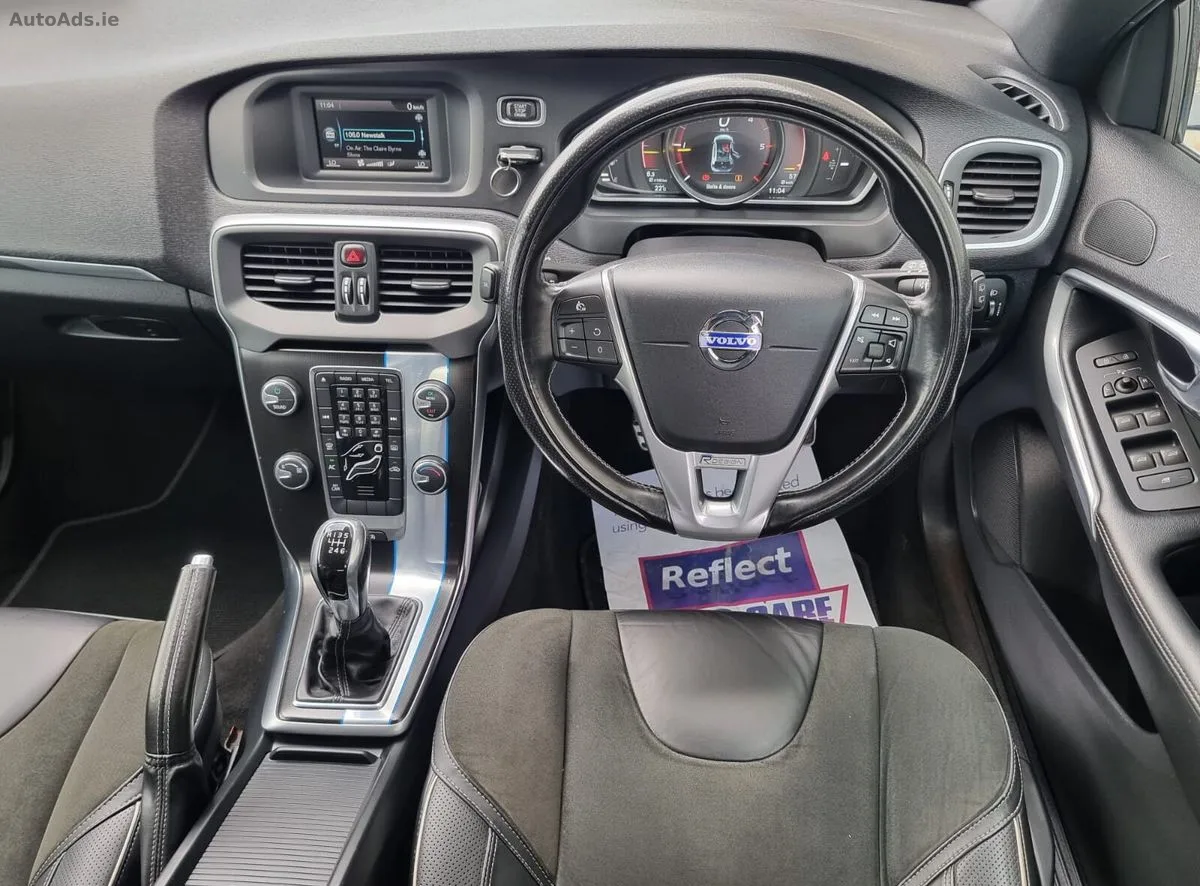 2015 Volvo V40 – photo 16
