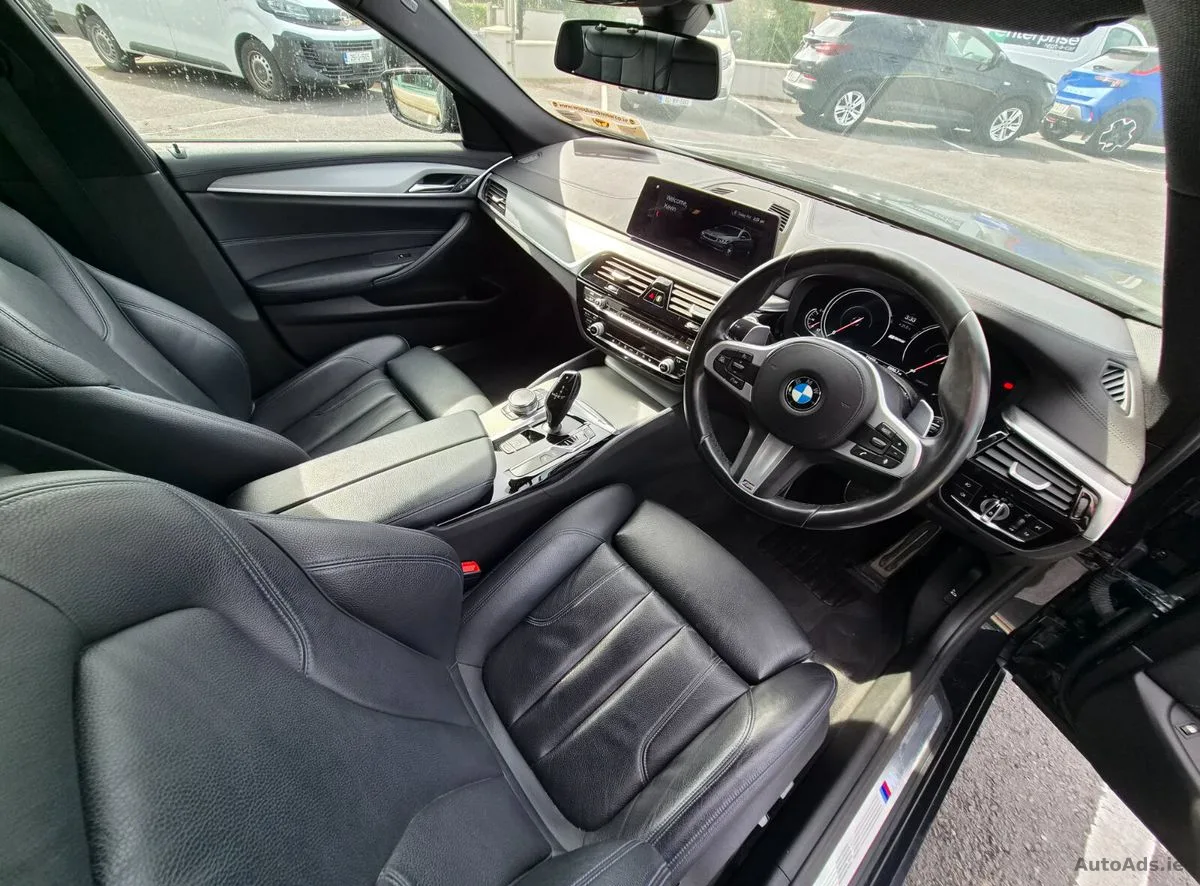 2018 BMW 5-Series – photo 8