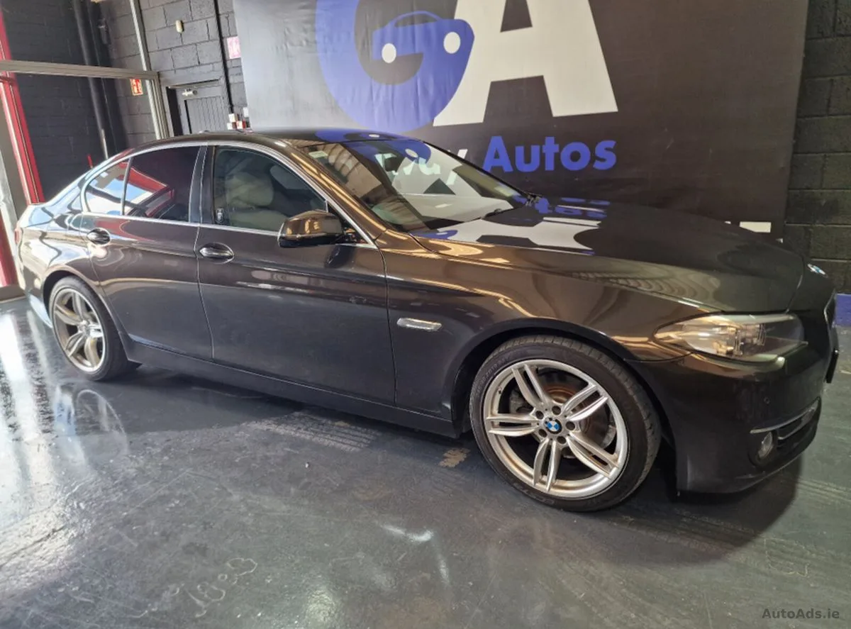 2015 BMW 5-Series – photo 10