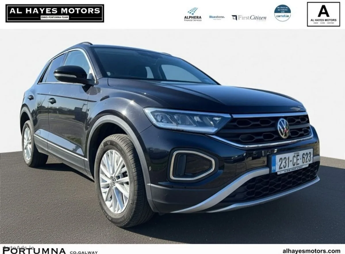 2023 Volkswagen T-Roc – photo 1
