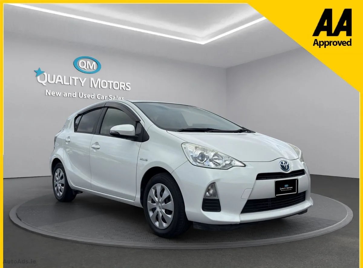 2014 Toyota Aqua – photo 1