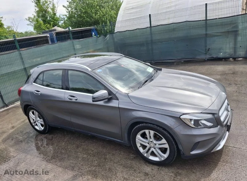 2014 MERCEDES Gla-Class
