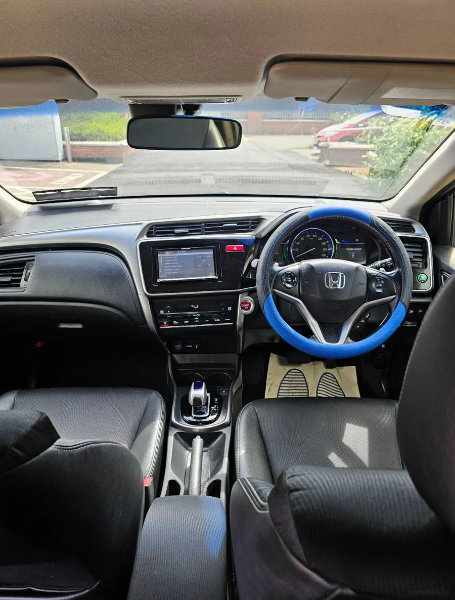 2015 Honda Grace – photo 14