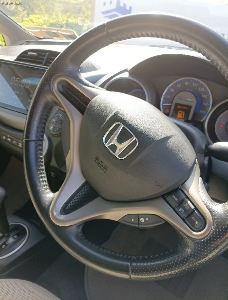 2012 Honda Fit – photo 12