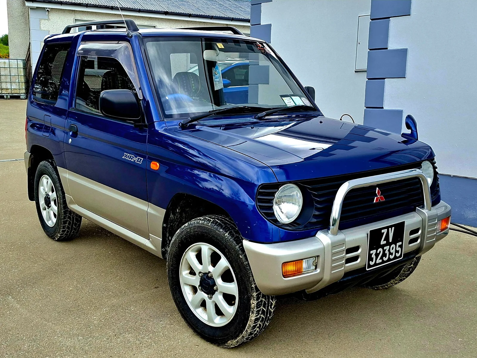 1996 Mitsubishi Pajero