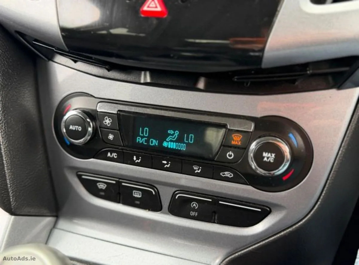 2014 Ford Focus – photo 9