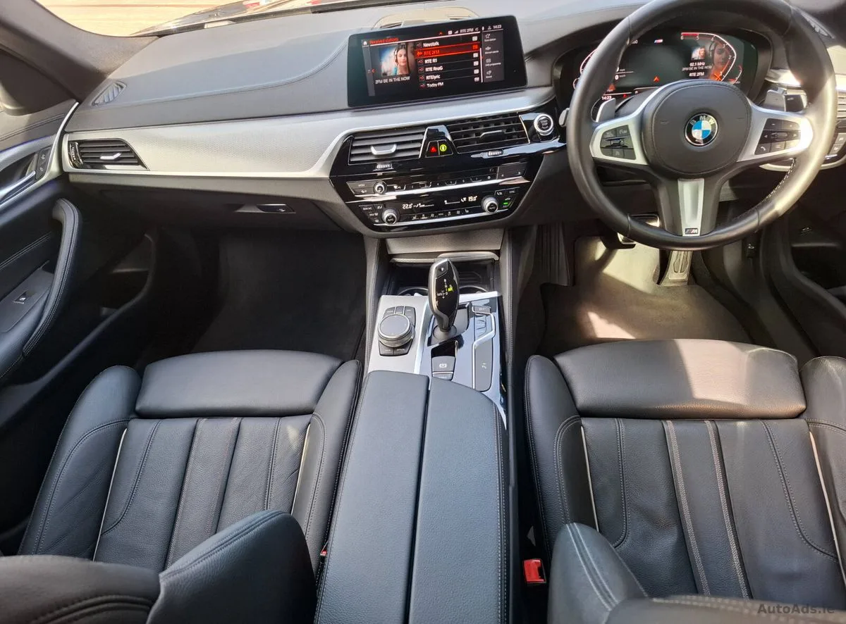 2020 BMW 5-Series – photo 6
