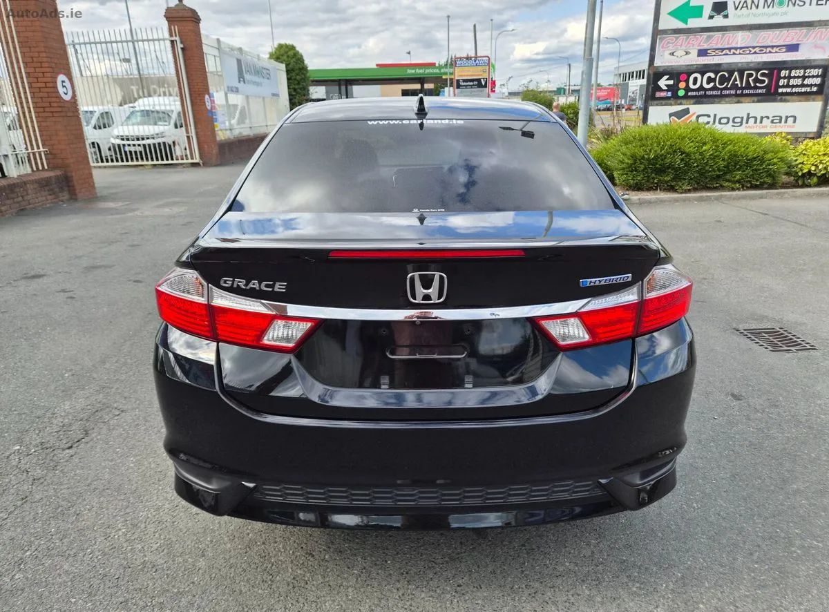 2018 Honda Grace – photo 4