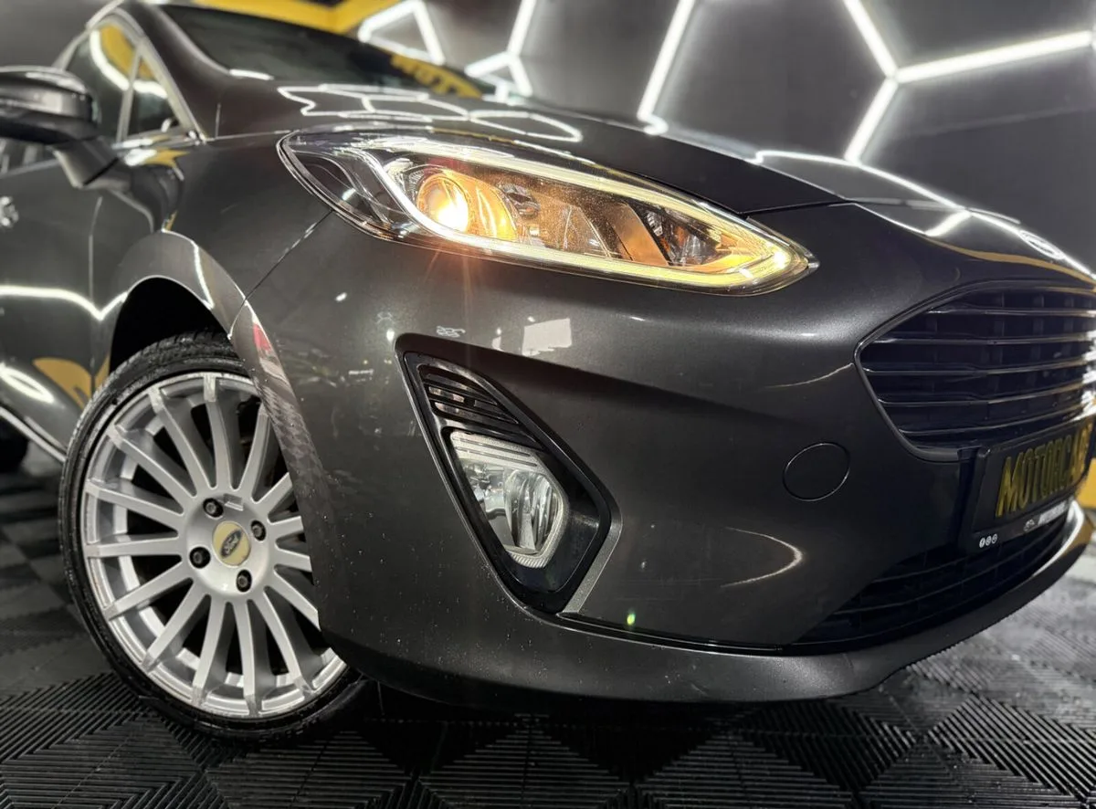 2018 Ford Fiesta – photo 3