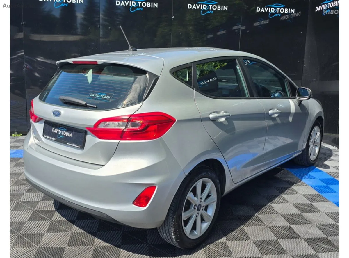 2018 Ford Fiesta – photo 4