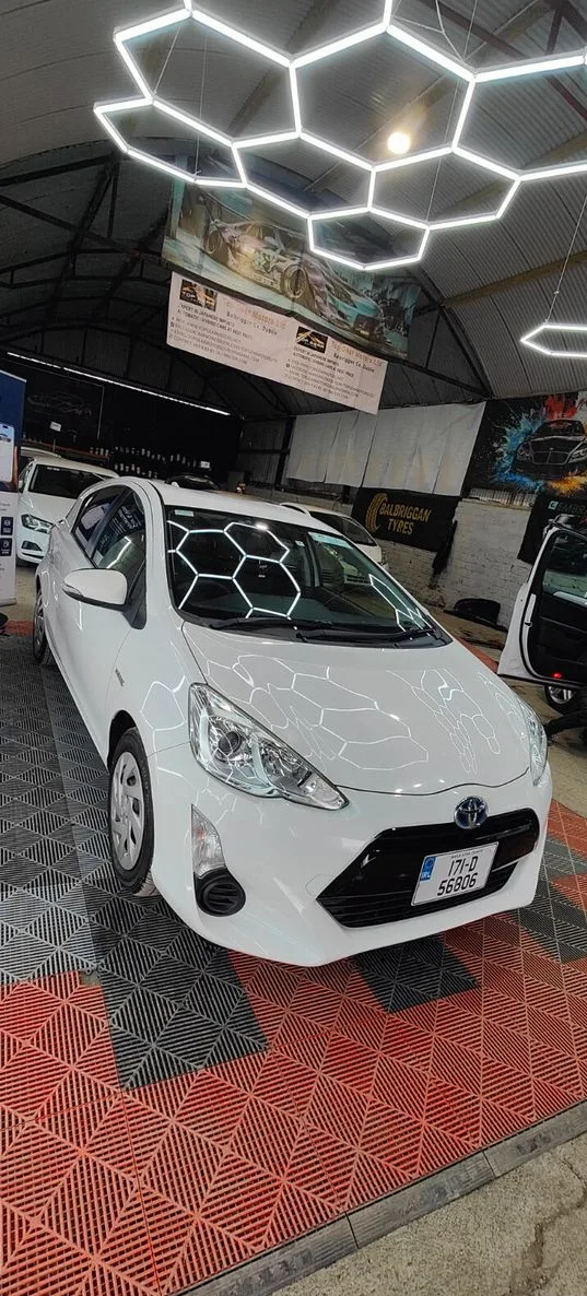 2017 Toyota Aqua – photo 13