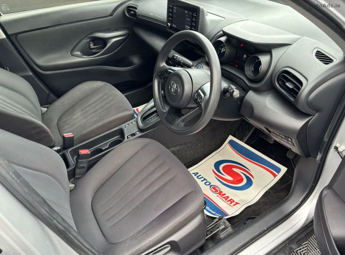 2021 Toyota Yaris Cross – photo 4