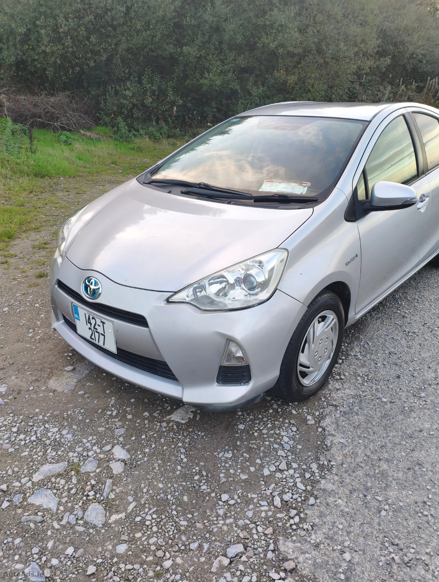 2014 Toyota Aqua – photo 4