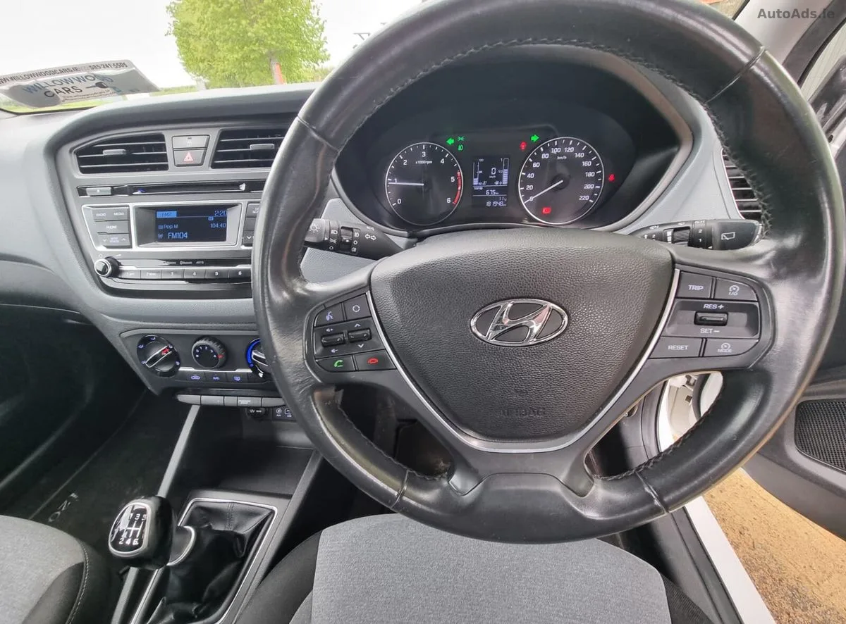 2016 Hyundai i20 – photo 20