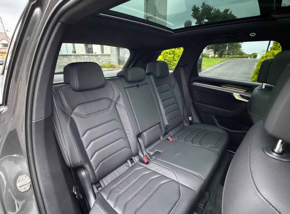 2024 Volkswagen Touareg – photo 15