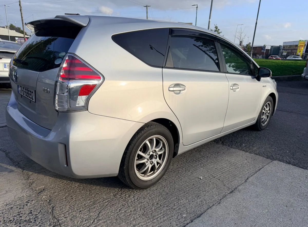 2017 Toyota Prius – photo 8