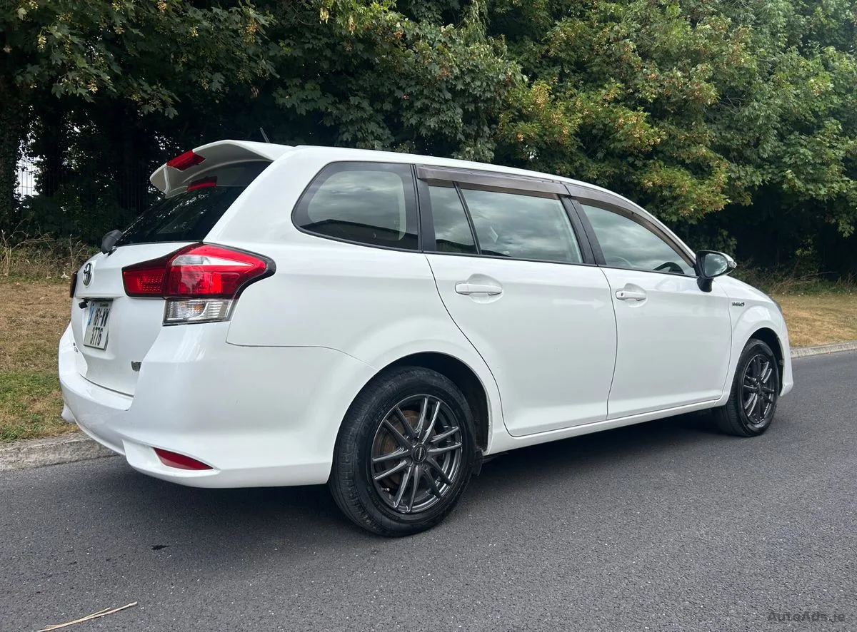 2016 Toyota Corolla – photo 2