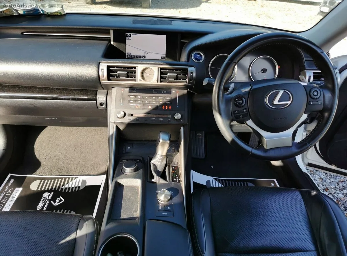 2015 Lexus IS – photo 11