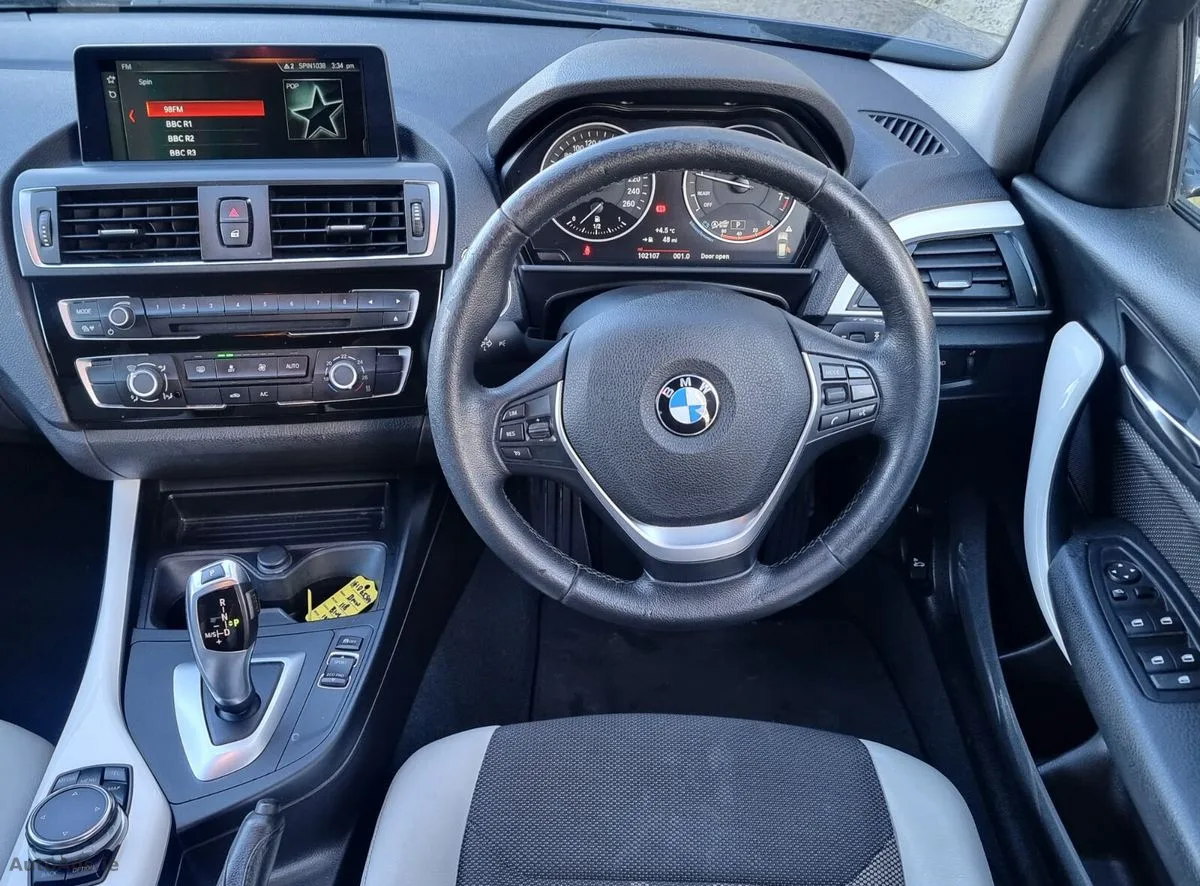 2016 BMW 1-Series – photo 19