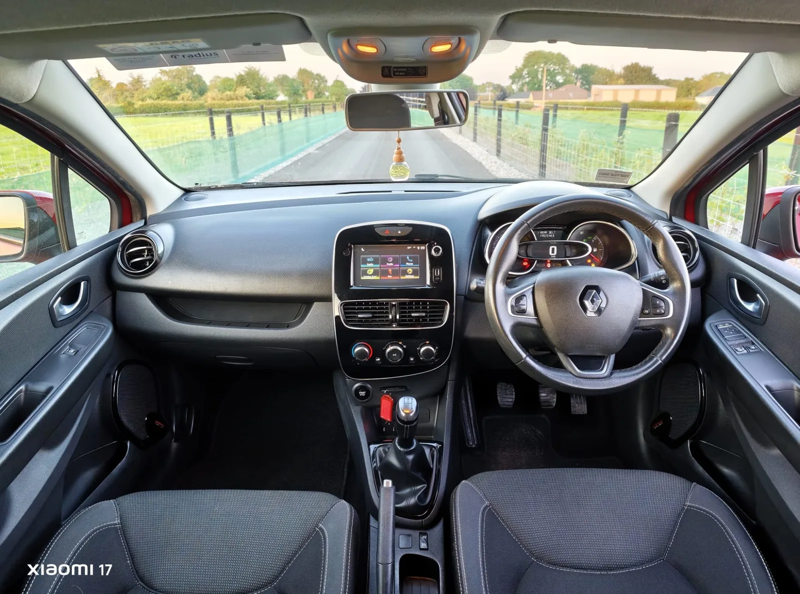 2017 Renault Clio – photo 7