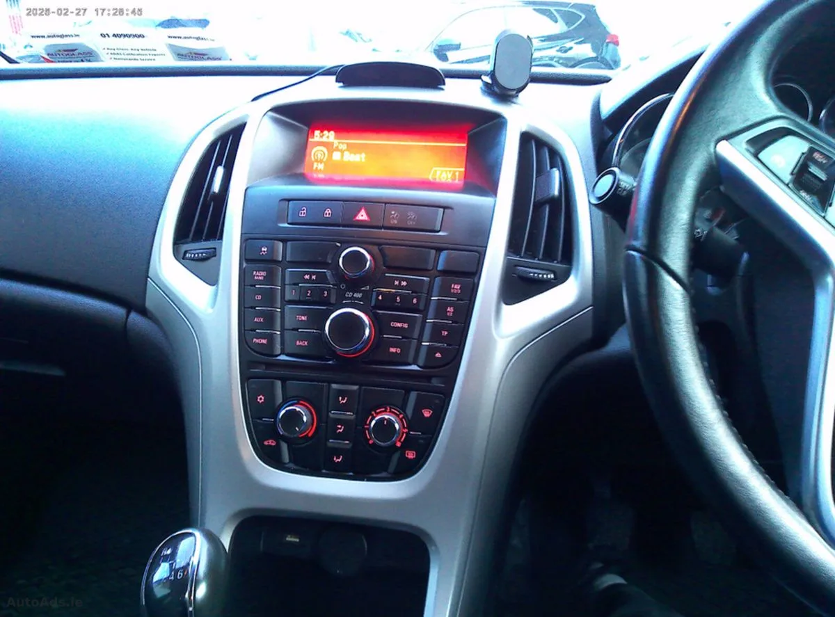 2013 Opel Astra – photo 8