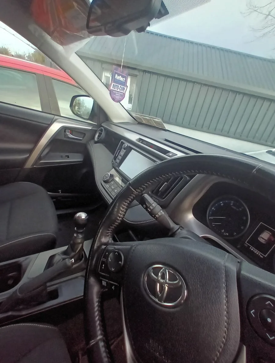 2016 Toyota RAV4 – photo 12
